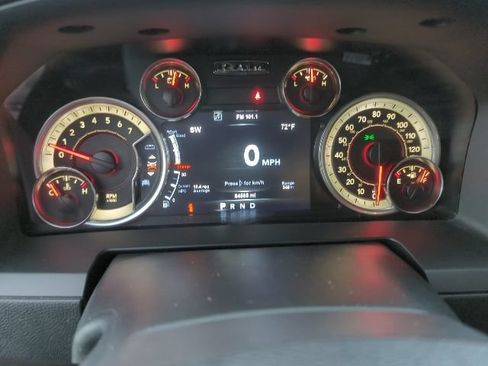Used 2018 RAM 1500 Laramie RWD image 6