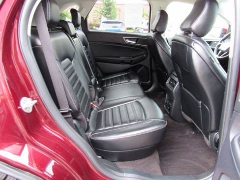 Used 2020 Ford Edge SEL w/ Convenience Package AWD/4WD image 24