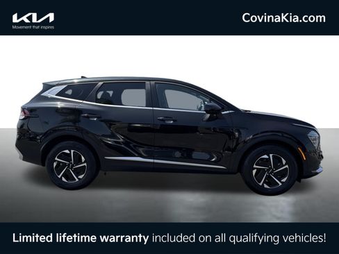 Used 2025 Kia Sportage LX FWD image 9