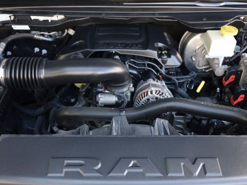 Used 2020 RAM 1500 Big Horn AWD/4WD image 11