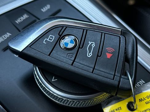 Used 2022 BMW M340i xDrive w/ Parking Assistance Package AWD/4WD image 26