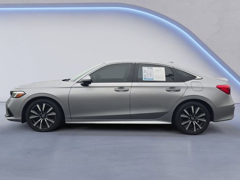 Used 2022 Honda Civic EX image 2