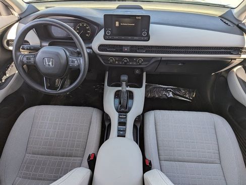 Certified 2025 Honda HR-V LX image 12