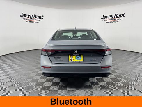 Used 2024 Honda Accord EX-L image 8