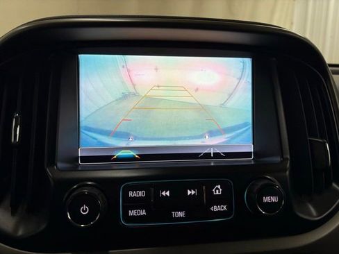 Used 2018 Chevrolet Colorado Z71 AWD/4WD image 35