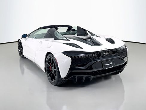 New 2026 McLaren Artura Spider RWD image 5