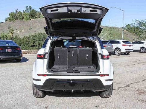 Used 2022 Land Rover Range Rover Evoque SE image 26