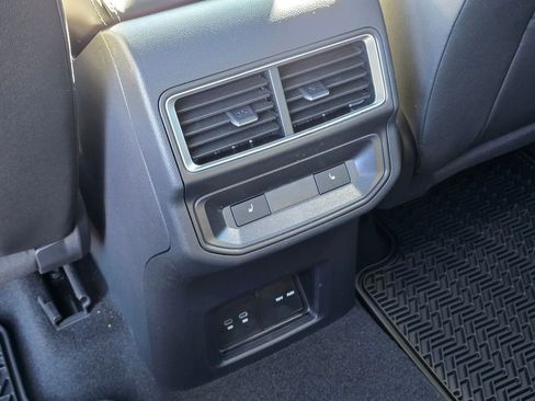 New 2026 Volkswagen Atlas Cross Sport SEL R-Line image 18