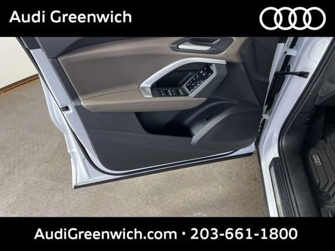 Used 2025 Audi Q5 Premium Plus w/ Premium Plus AWD/4WD image 19