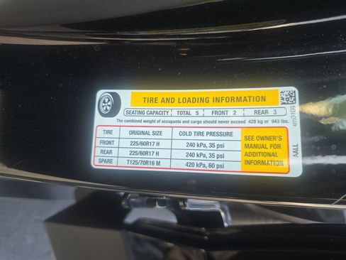 Used 2025 Chevrolet Trax LT w/ Driver Confidence Package FWD image 23