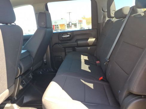 Used 2025 Chevrolet Silverado 2500 Custom w/ Z71 Off-Road Package AWD/4WD image 8