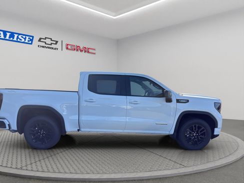 New 2026 GMC Sierra 1500 Elevation image 7