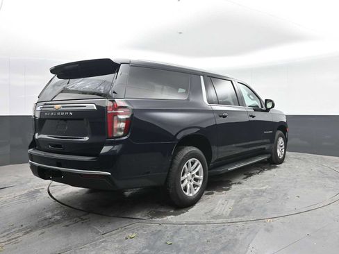 Used 2022 Chevrolet Suburban LS AWD/4WD image 5