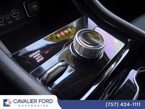 Used 2023 Jeep Grand Cherokee L Limited w/ Luxury Tech Group II AWD/4WD image 47