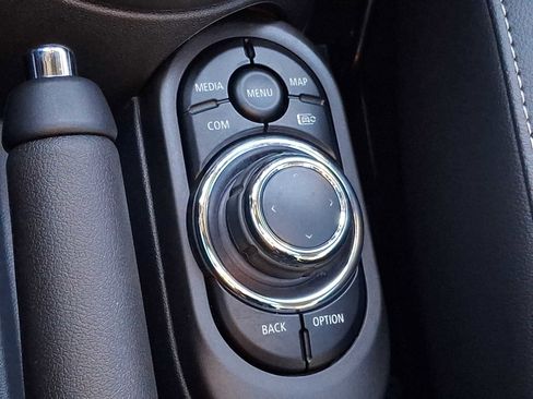 Certified 2023 MINI Cooper S image 23