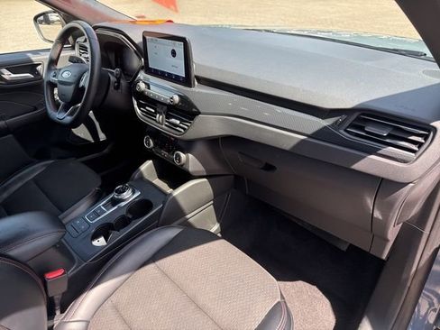 Used 2025 Ford Escape ST-Line FWD image 15