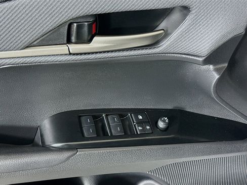 Used 2025 Toyota Camry SE FWD image 14