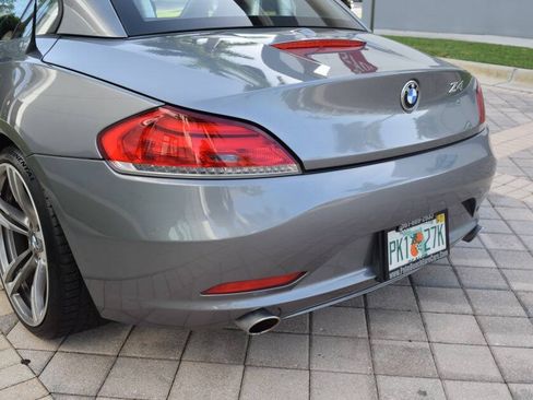 Used 2011 BMW Z4 sDrive35i RWD image 22