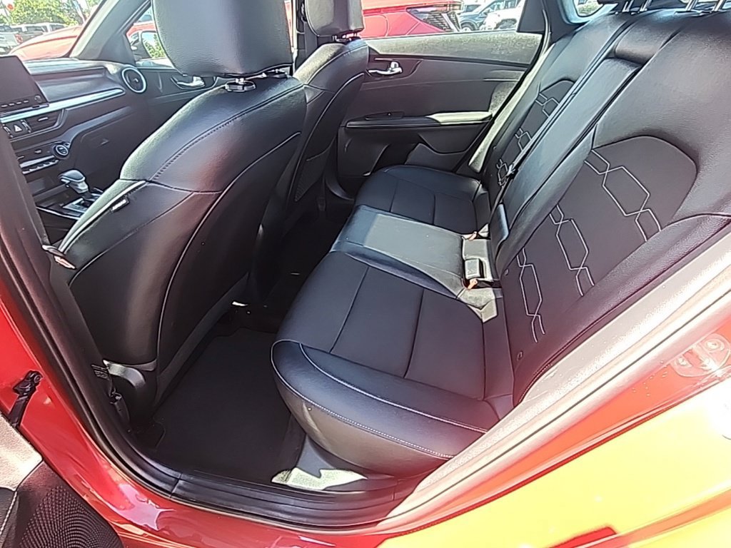 Used 2024 Kia Forte GT-Line w/ GT-Line Premium Package FWD image 11