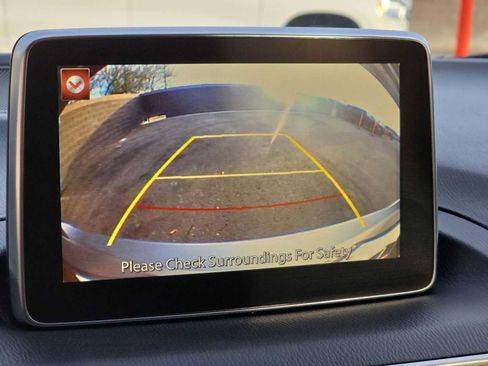 Used 2016 MAZDA MAZDA3 i Touring image 26