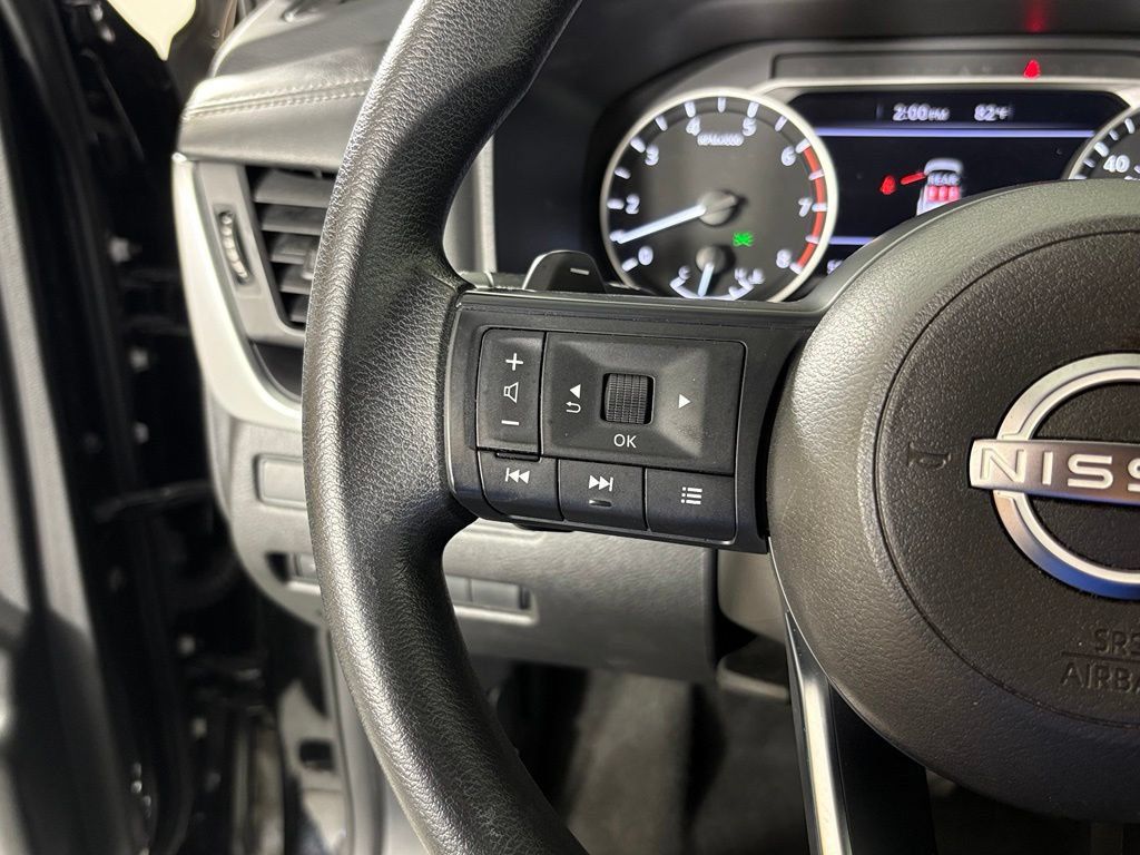 Used 2024 Nissan Rogue S FWD image 21