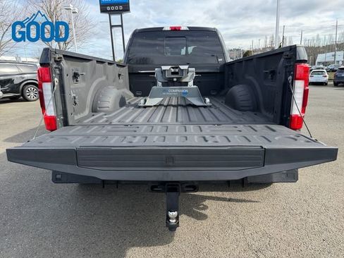 Used 2019 Ford F450 Platinum image 41