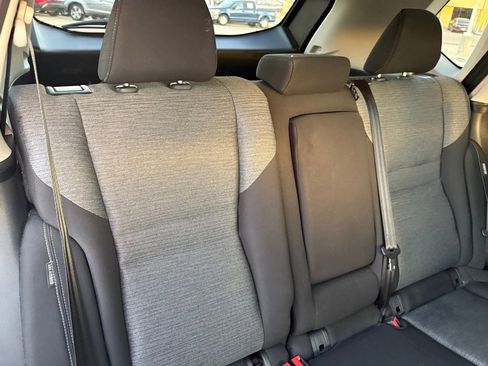 Certified 2023 Nissan Rogue SV image 37