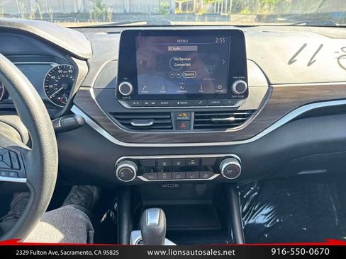 Used 2023 Nissan Altima 2.5 SV FWD image 17