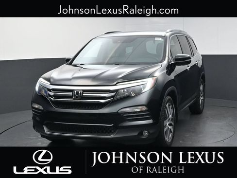 Used 2016 Honda Pilot Touring image 5