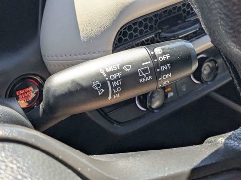 Used 2024 Honda HR-V LX image 24