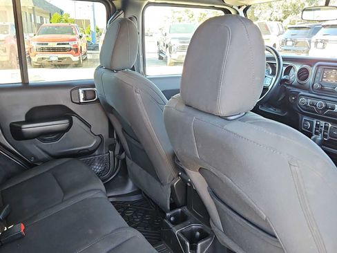 Used 2020 Jeep Wrangler Unlimited Sport S AWD/4WD image 15