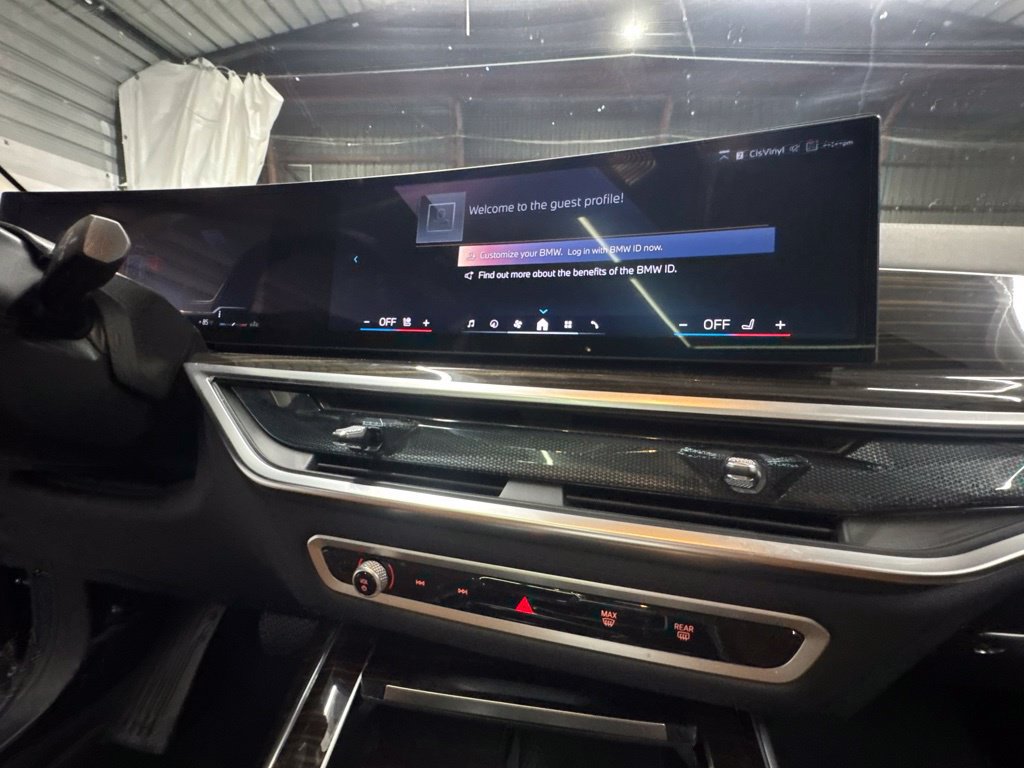 Used 2026 BMW X7 xDrive40i AWD/4WD image 17