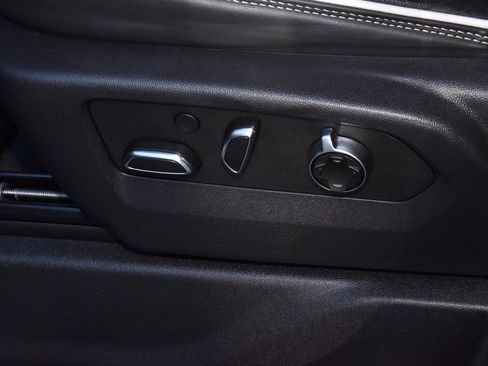 Used 2024 GMC Sierra 1500 AT4X image 37