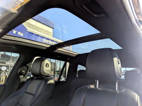 Used 2023 Mercedes-Benz GLS 450 4MATIC image 30