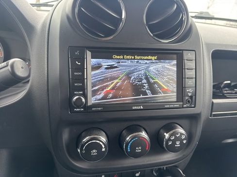 Used 2017 Jeep Patriot High Altitude image 22