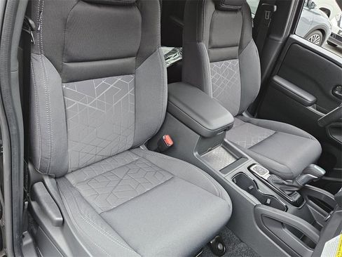 New 2026 Nissan Frontier SV image 16