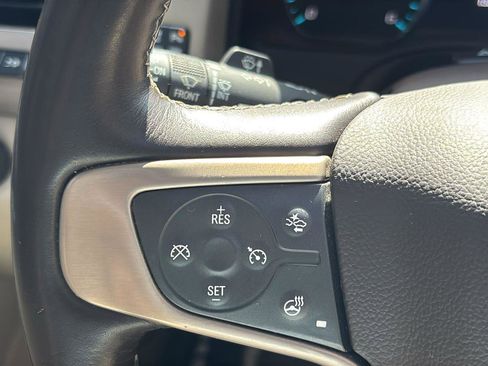 Used 2019 GMC Yukon Denali w/ Denali Ultimate Package RWD image 32