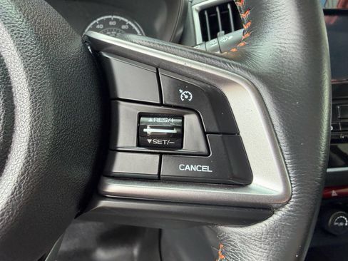 Used 2019 Subaru Crosstrek 2.0i Premium AWD/4WD image 34