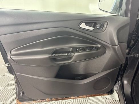 Used 2013 Ford Escape Titanium FWD image 11