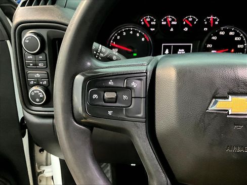 Used 2022 Chevrolet Silverado 1500 Custom AWD/4WD image 11