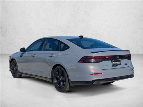 Used 2023 Honda Accord Sport image 8