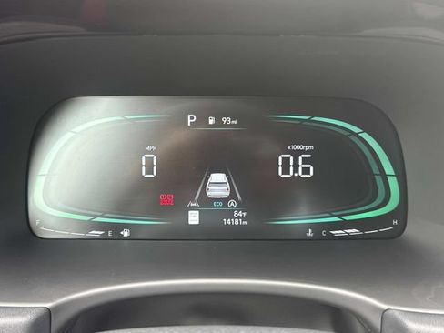 Used 2025 Hyundai Palisade SEL FWD image 35