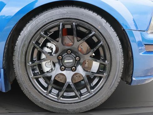 Used 2006 Ford Mustang GT image 33