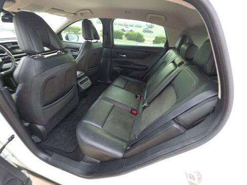 Used 2023 Nissan Ariya FWD image 23