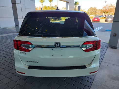 Used 2019 Honda Odyssey EX image 5