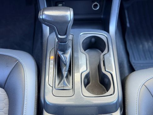 Used 2018 Chevrolet Colorado Z71 AWD/4WD image 24