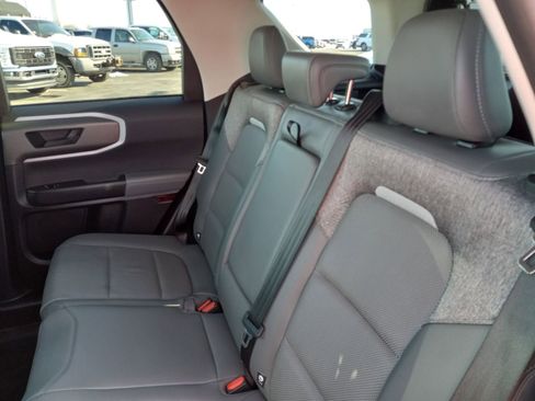 Used 2025 Ford Bronco Sport Badlands image 13