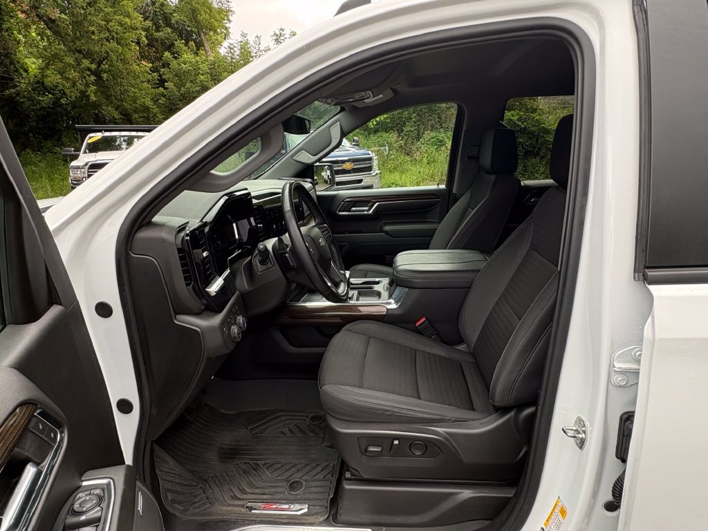 Used 2024 Chevrolet Silverado 1500 RST w/ All Star Edition Plus AWD/4WD image 19