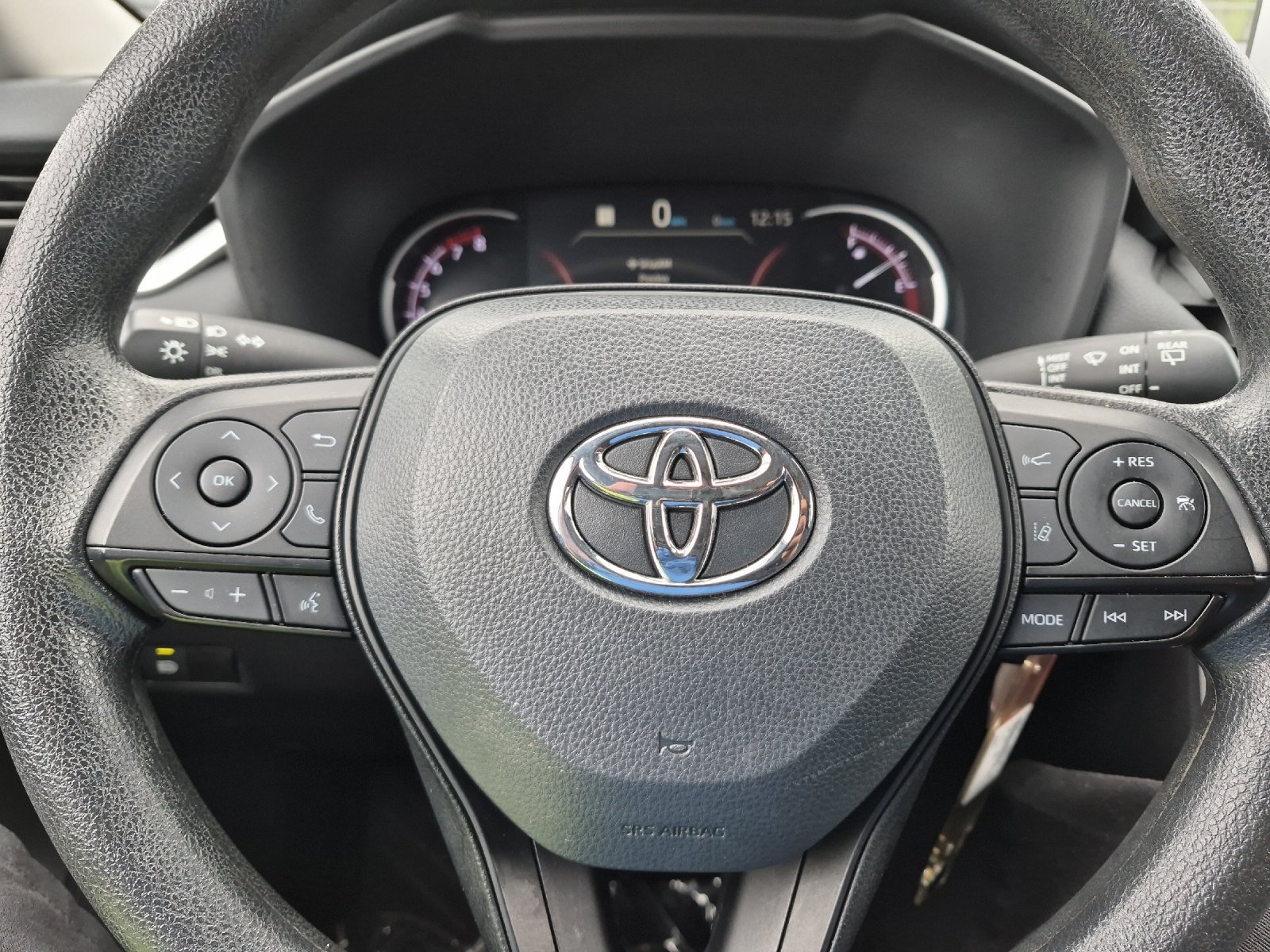 Used 2025 Toyota RAV4 LE AWD/4WD image 20