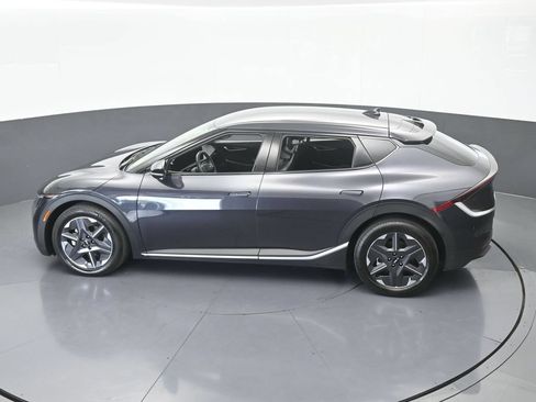 Used 2025 Kia EV6 Light RWD image 46